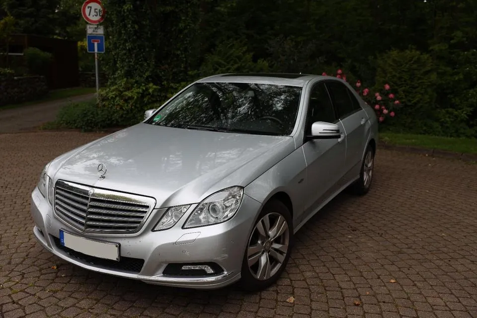 Mercedes-Benz E 350