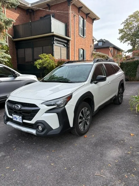 Subaru Outback 2023 photo 3