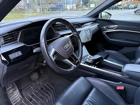 Audi E-Tron 2022 photo 4