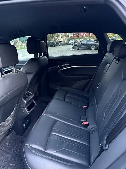 Audi E-Tron 2022 photo 3