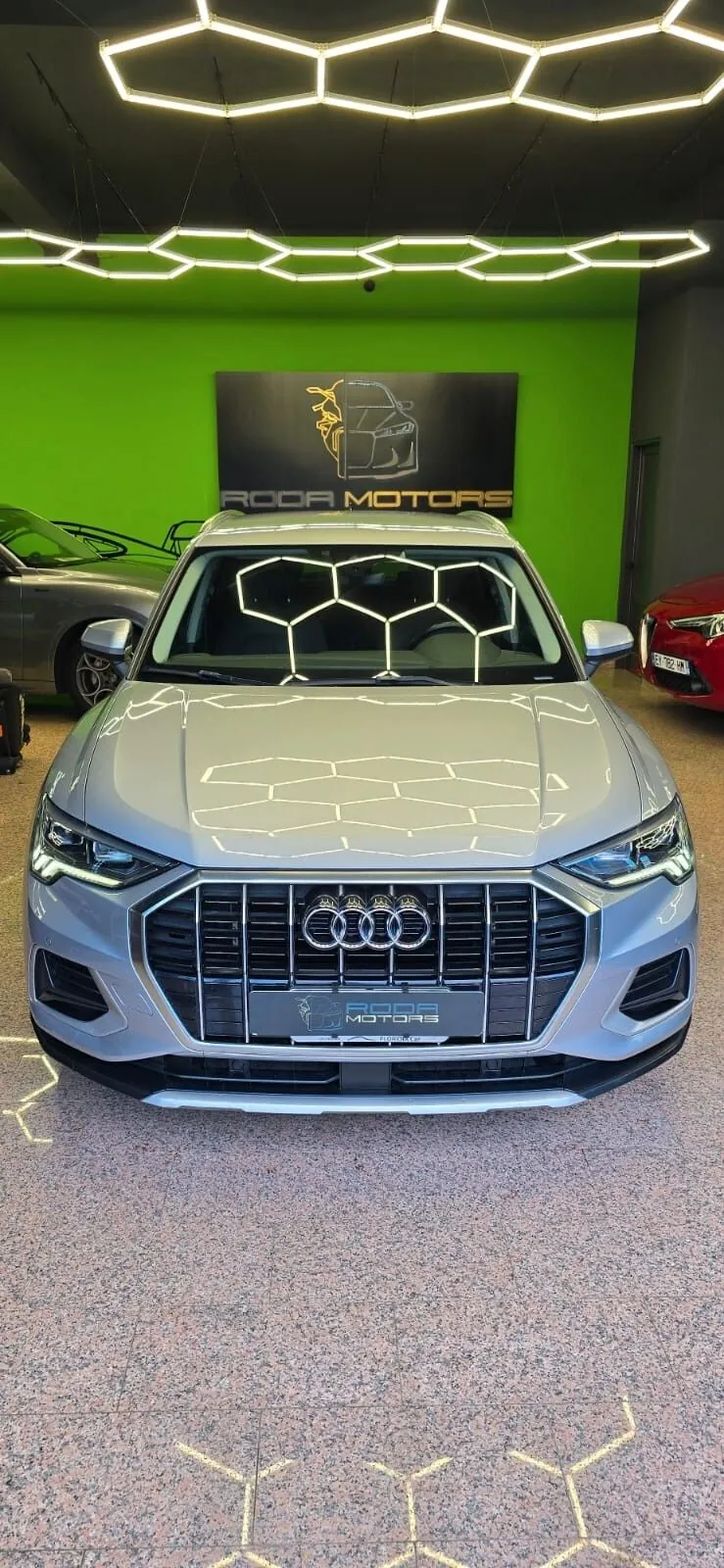 Audi Q3 2019 photo 4