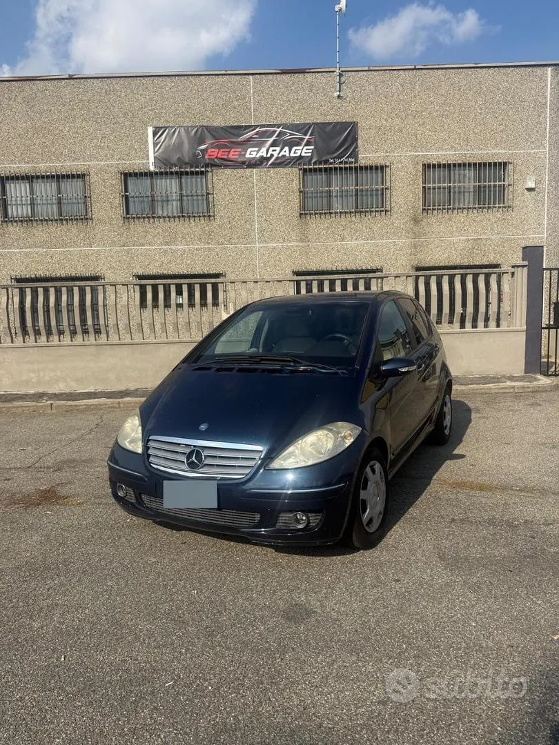 Mercedes-Benz A 180 2005 photo 2