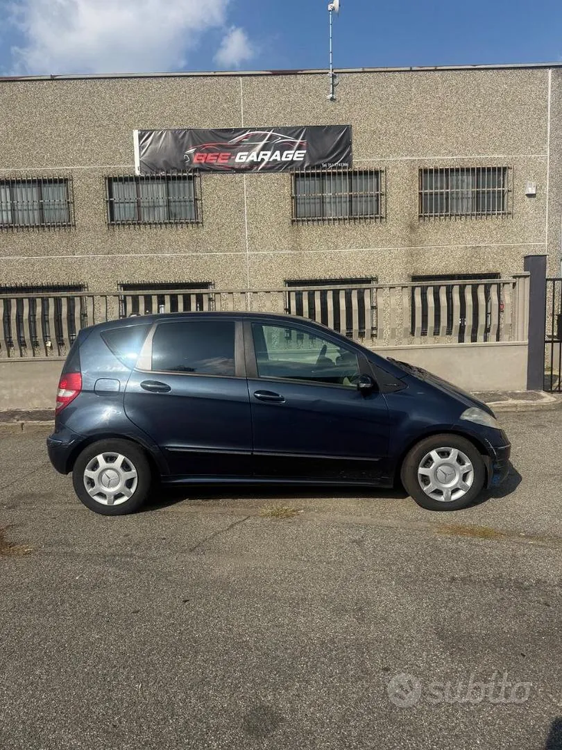 Mercedes-Benz A 180 2005 photo 4