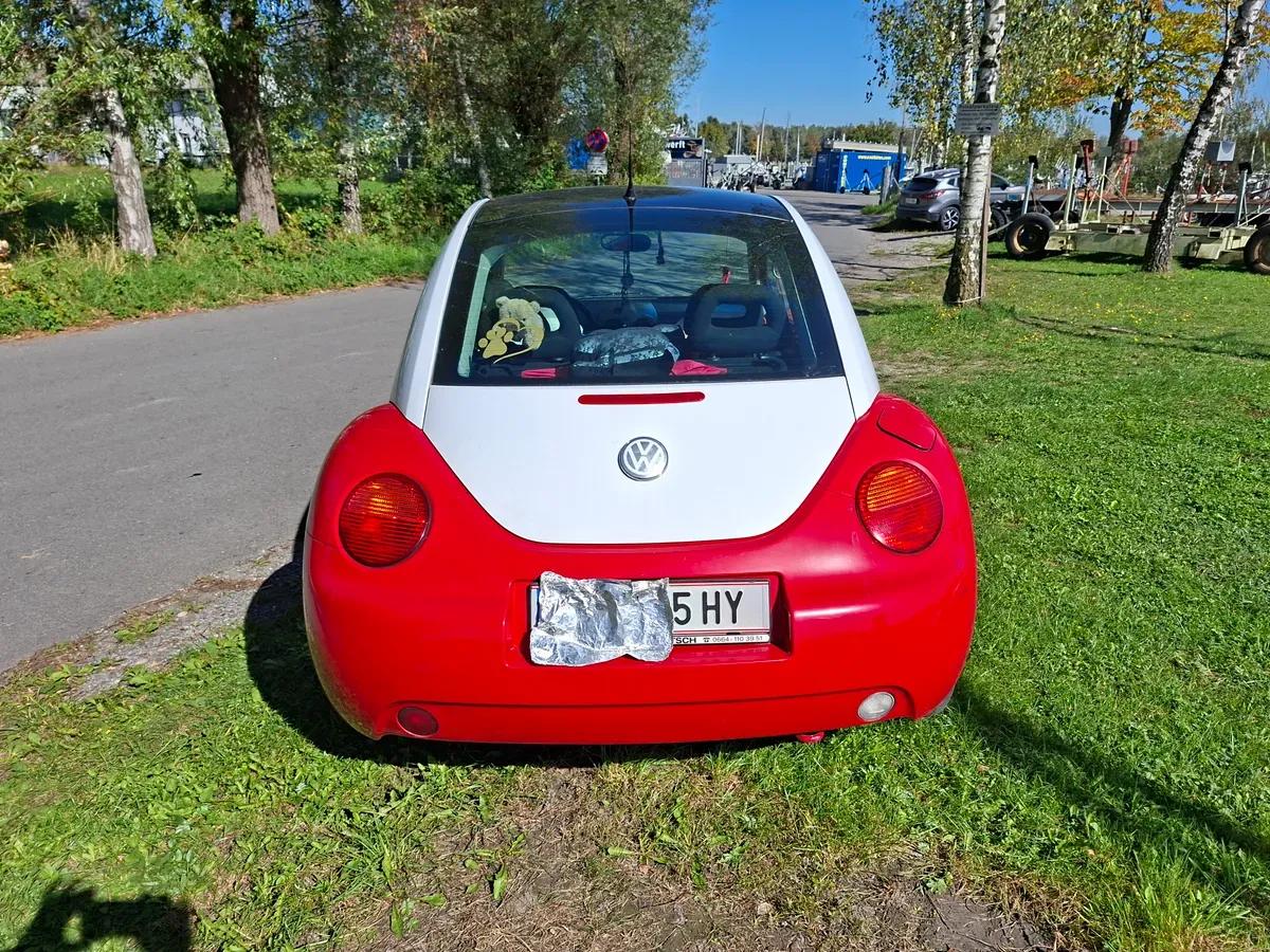 Volkswagen Beetle 1999 photo 2