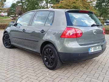 Volkswagen Golf 2005 photo 2