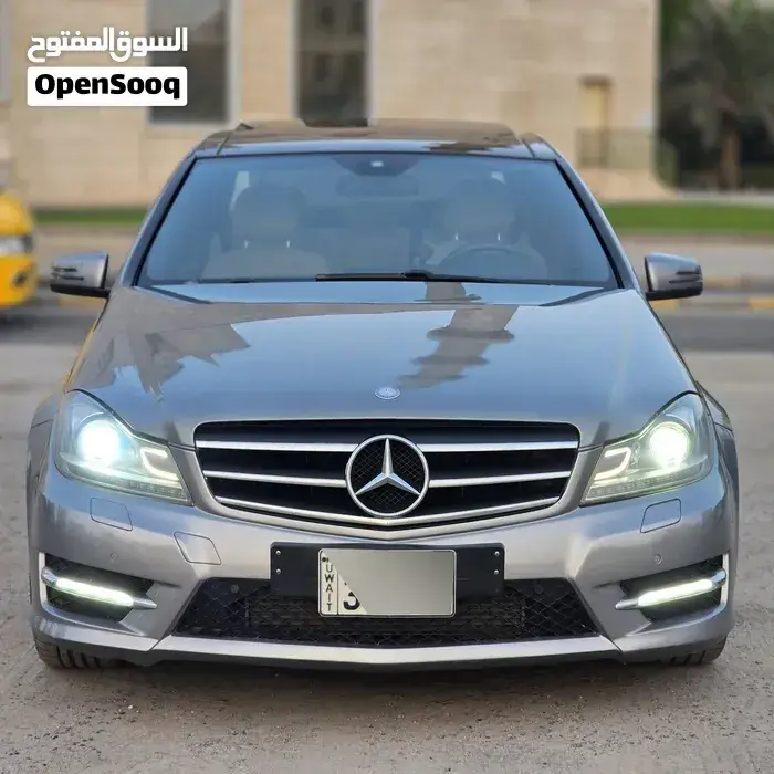 Mercedes-Benz C250 2014 photo 2