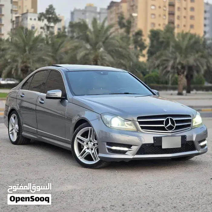 Mercedes-Benz C250 2014 photo 4