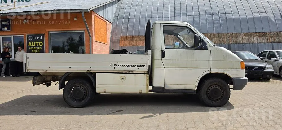 Volkswagen Transporter 1994 photo 2