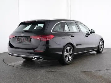 Mercedes-Benz C-Class 2025 photo 2
