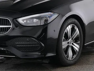 Mercedes-Benz C-Class 2025 photo 3
