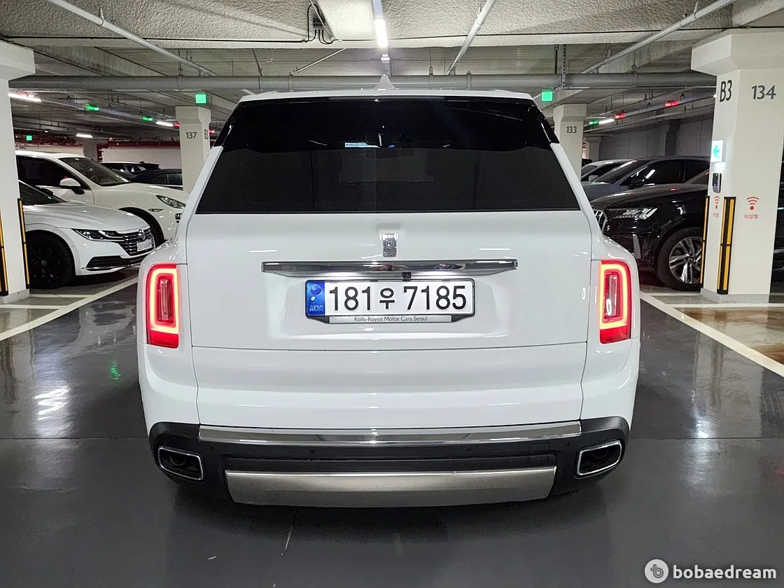 Rolls-Royce Cullinan 2022 photo 3