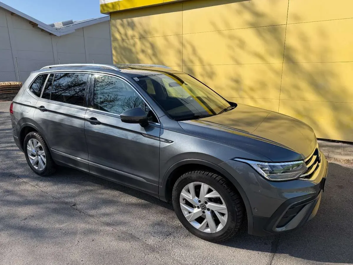 Volkswagen Tiguan 2022 photo 2
