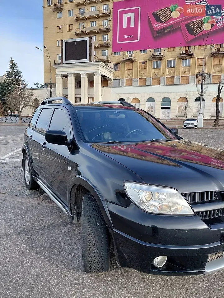 Mitsubishi Outlander 2009 photo 3