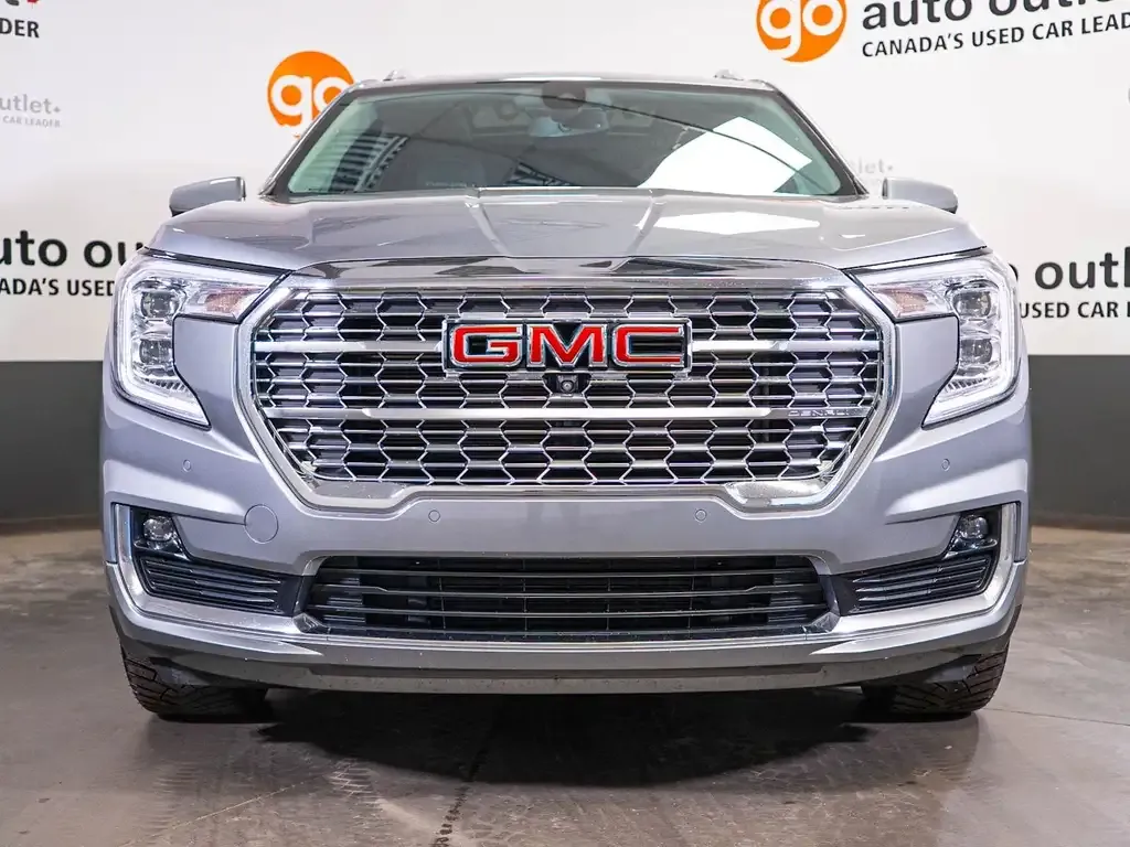 GMC Terrain 2024 photo 2