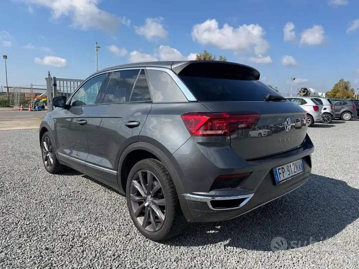 Volkswagen T-Roc 2018 photo 5
