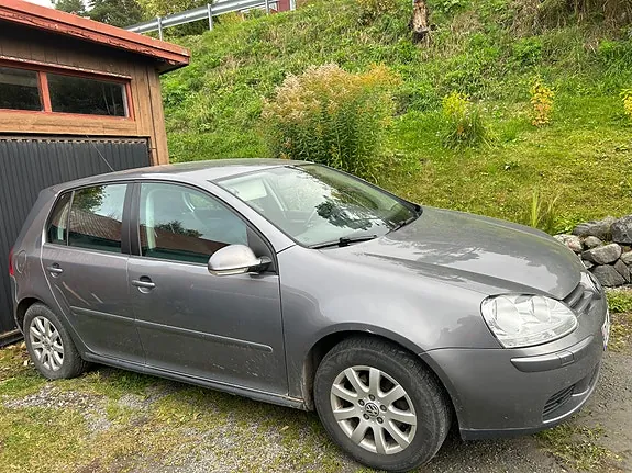 Volkswagen Golf Vi 2009 photo 2