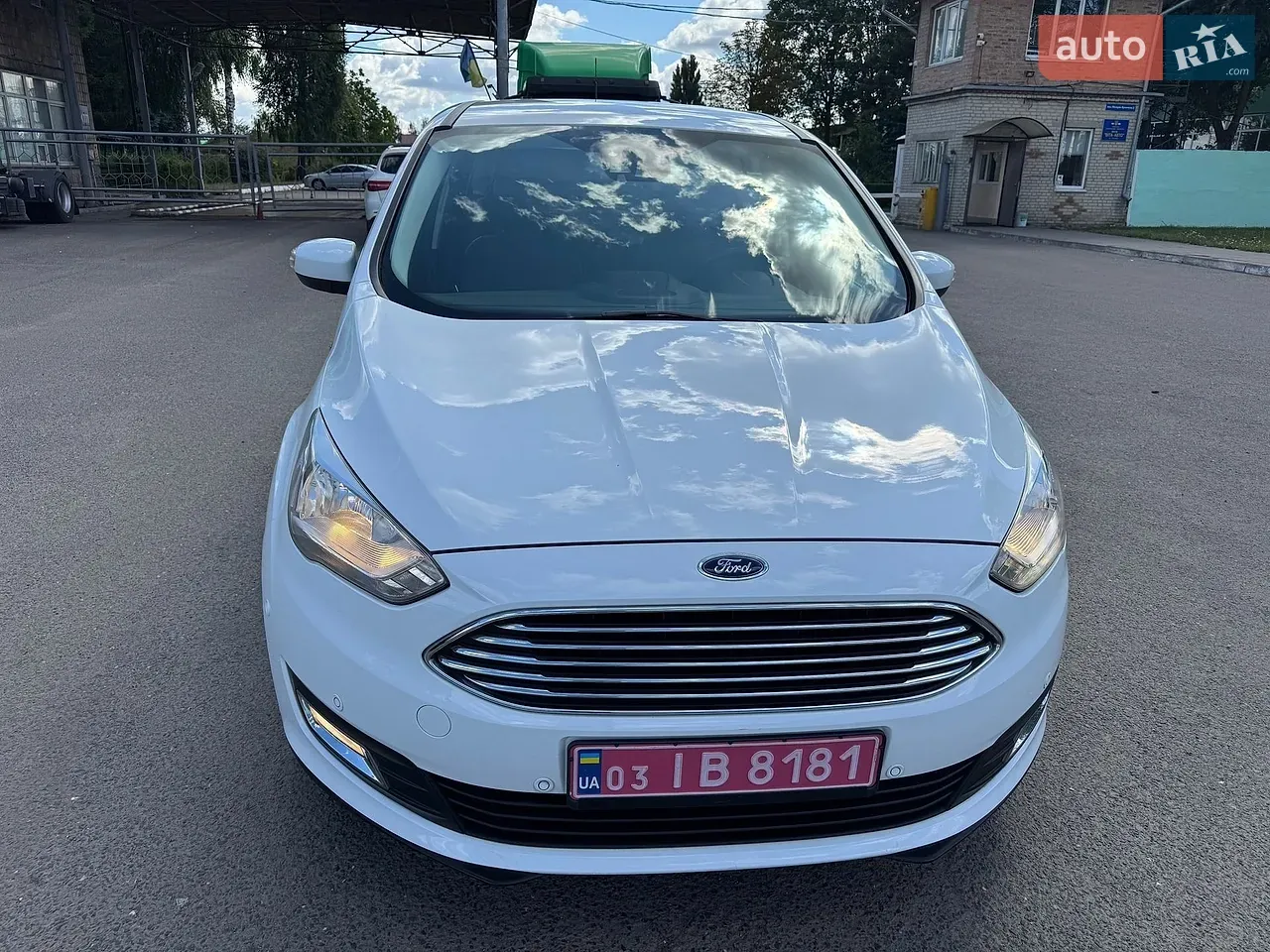 Ford Grand C-Max 2015 photo 3