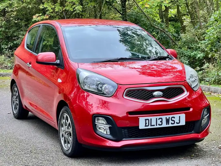 Kia Picanto 2013 photo 2