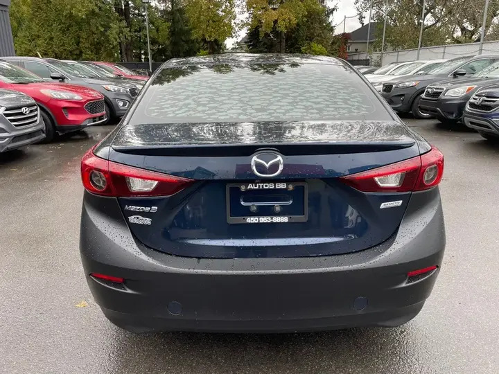 Mazda Mazda3 2014 photo 3