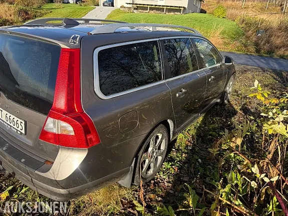 Volvo V70 2009 photo 3