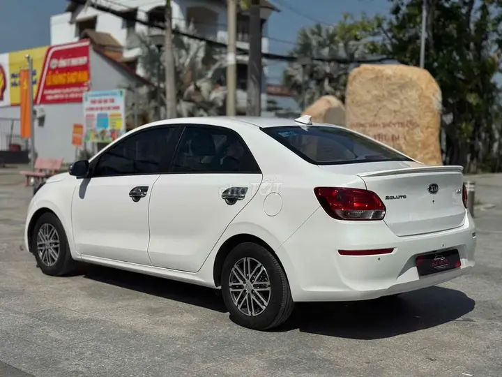 Kia Soluto 2020 photo 4