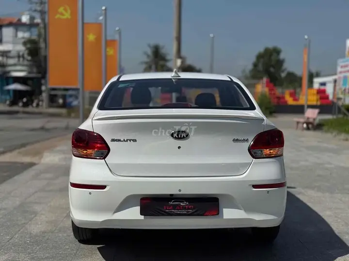 Kia Soluto 2020 photo 2