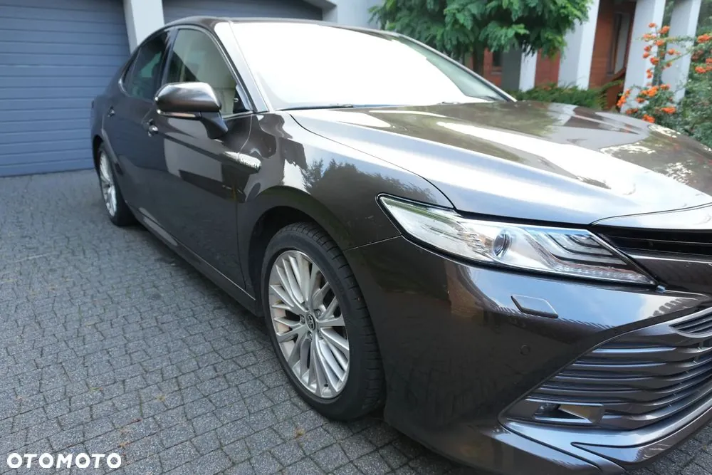 Toyota Camry 2020 photo 3