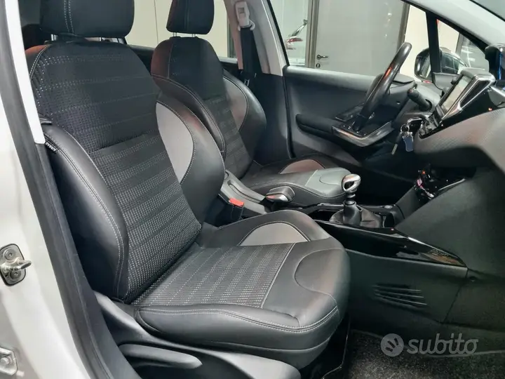 Peugeot 2008 2016 photo 5