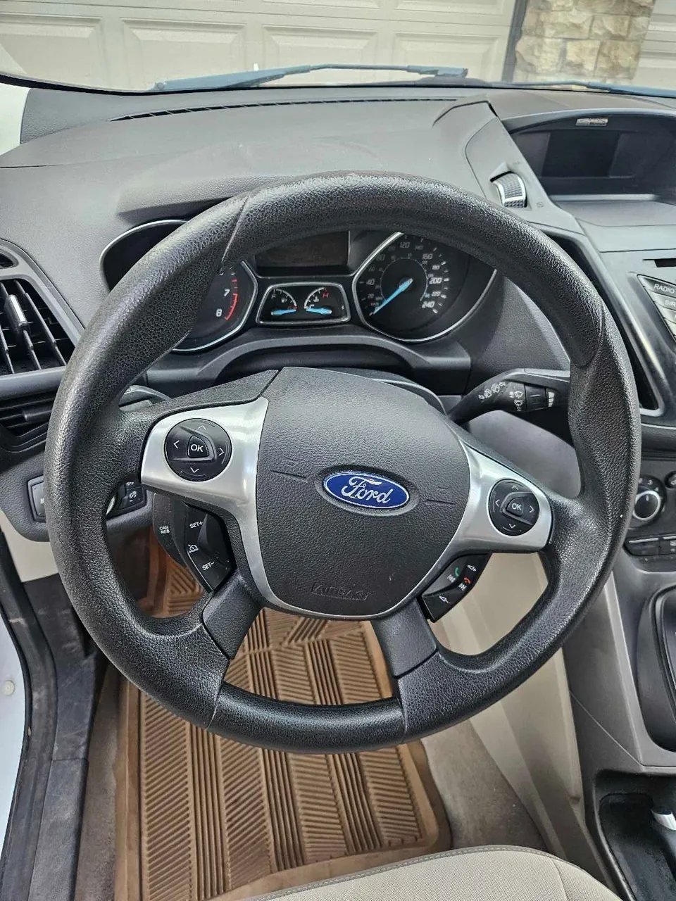 Ford Escape 2014 photo 4