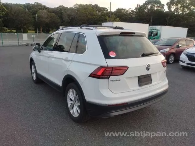 Volkswagen Tiguan 2019 photo 3