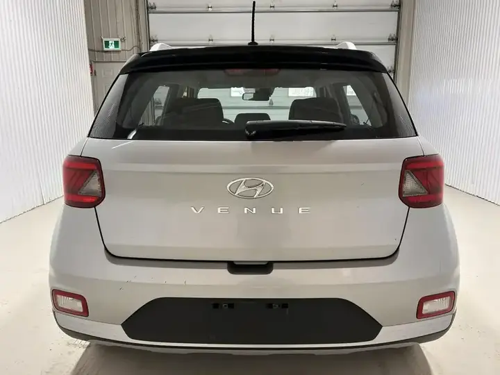 Hyundai Venue 2023 photo 5