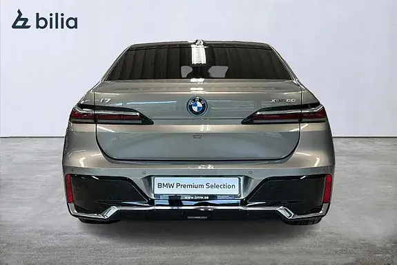 BMW I7 2026 photo 4