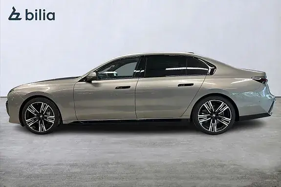 BMW I7 2026 photo 3