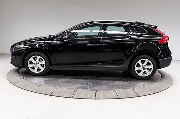 Volvo V40 Cross Country 2015 photo 2