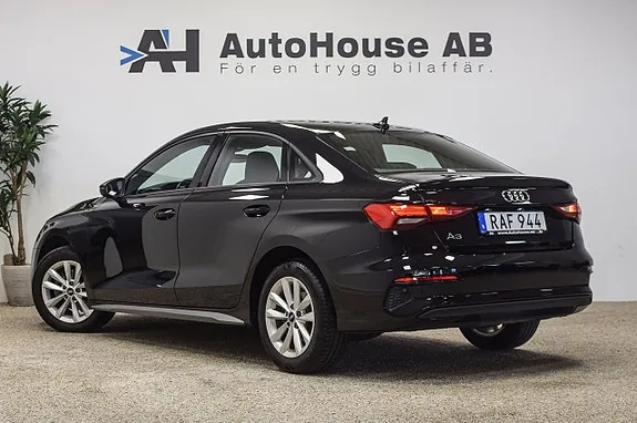 Audi A3 2023 photo 2