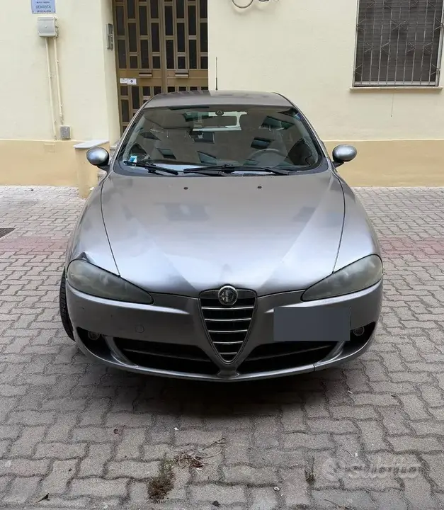Alfa Romeo 147 2008 photo 2