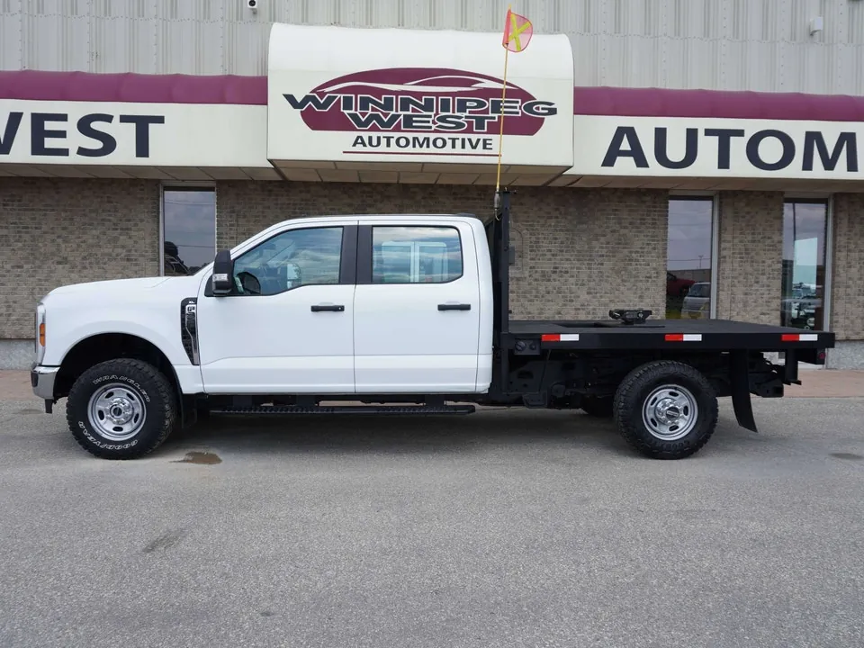 Ford F350 2024 photo 3