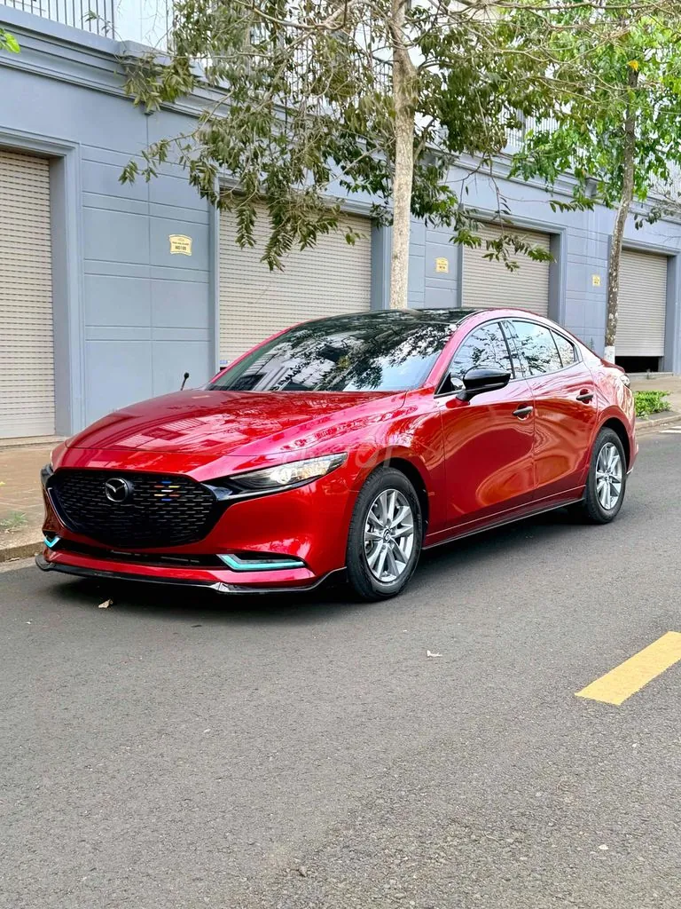 Mazda 3 2023 photo 2