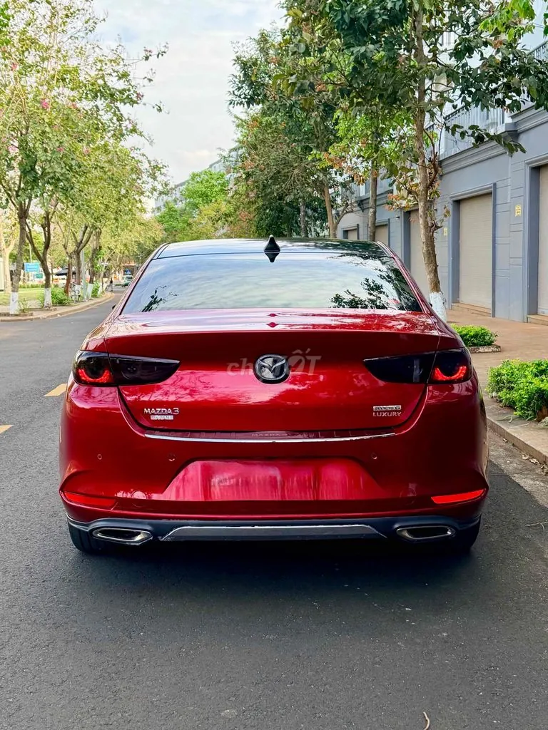 Mazda 3 2023 photo 4
