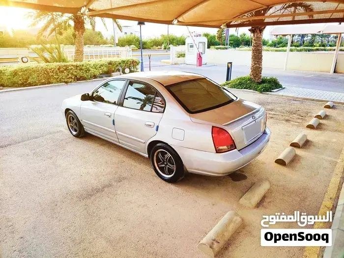Hyundai Avante 2000 photo 4