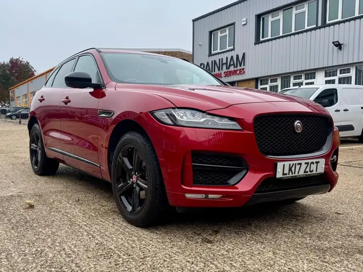 Jaguar F-Pace