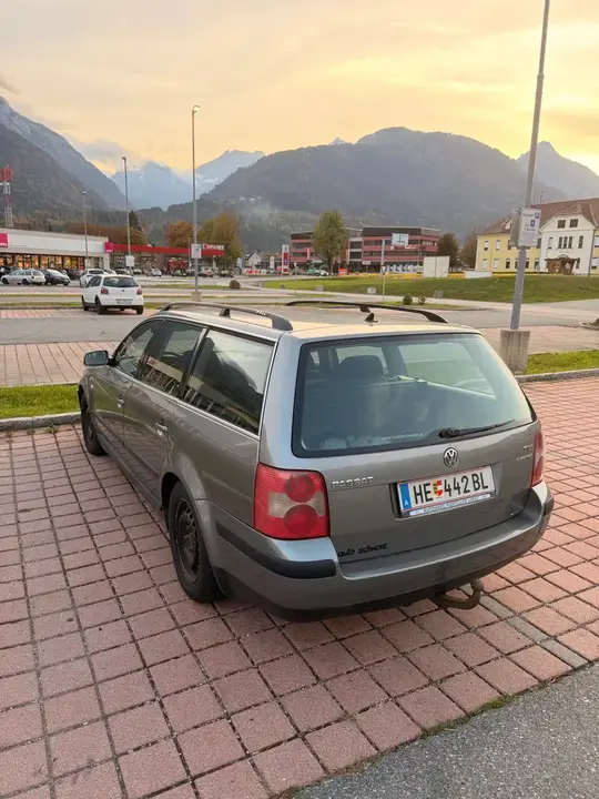 Volkswagen Passat 2003 photo 3