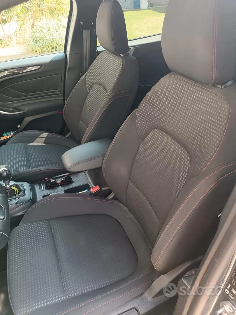 Ford Focus 2020 photo 3
