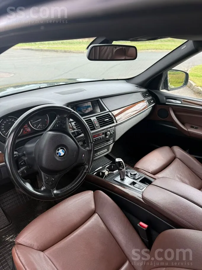 BMW X5 2011 photo 5