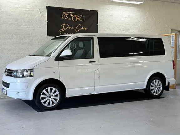Volkswagen Caravelle 2013 photo 2