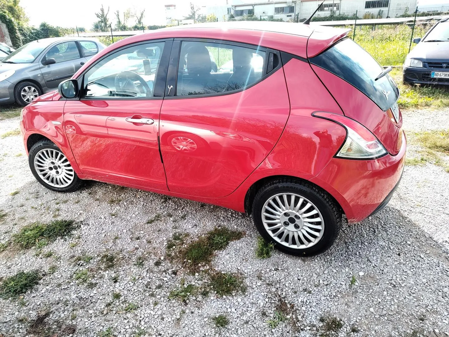Lancia Ypsilon 2017 photo 2