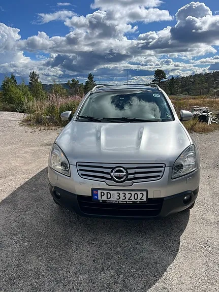 Nissan Qashqai+2 2010 photo 2