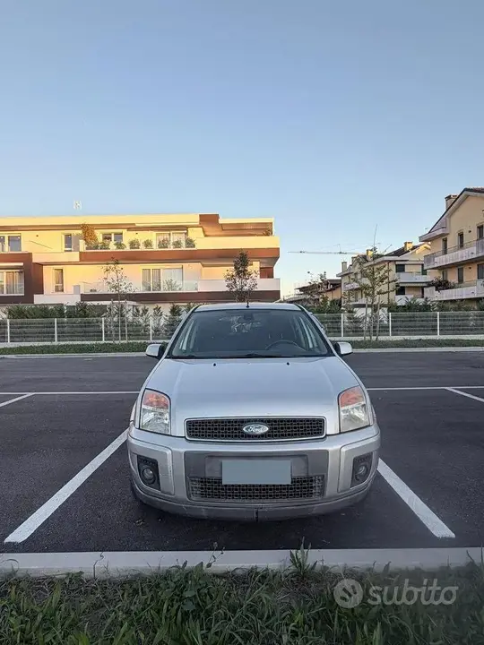 Ford Fusion 2006 photo 3