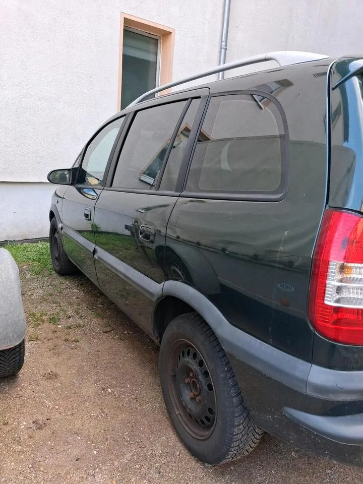 Opel Zafira A