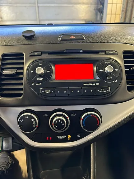 Kia Picanto 2012 photo 3